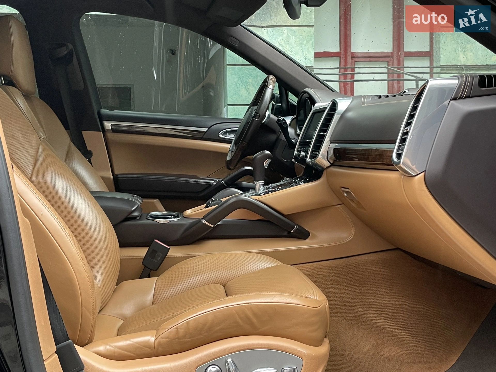 2012 Porsche Cayenne - мініатюра 12