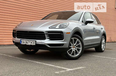 Внедорожник / Кроссовер Porsche Cayenne 2021 в 