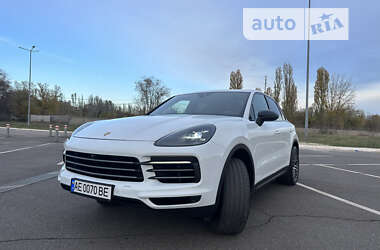 Внедорожник / Кроссовер Porsche Cayenne 2018 в Кривом Роге