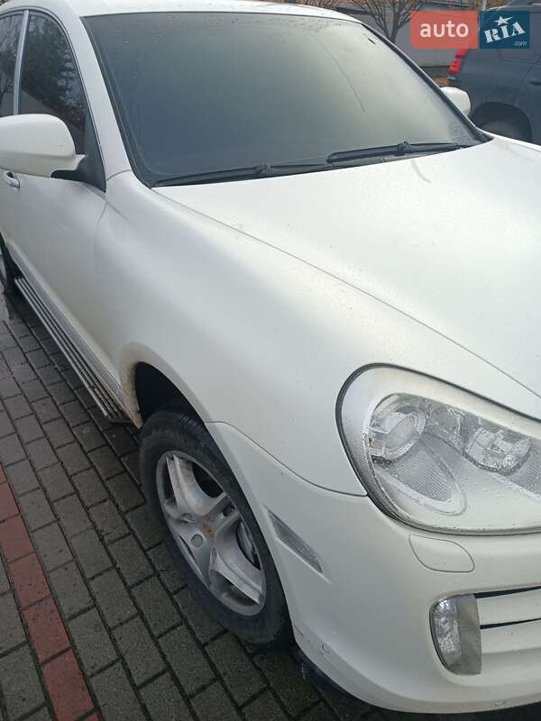 Позашляховик / Кросовер Porsche Cayenne 2008 в Сваляві