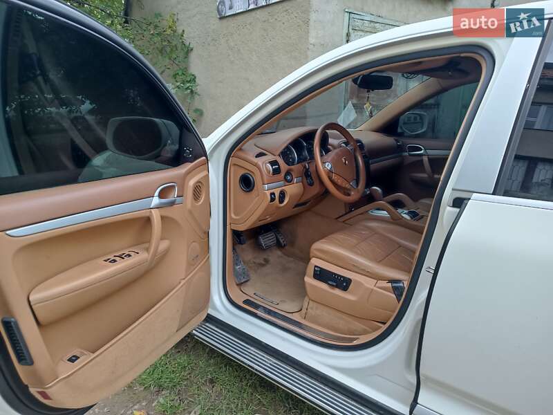 Позашляховик / Кросовер Porsche Cayenne 2008 в Сваляві