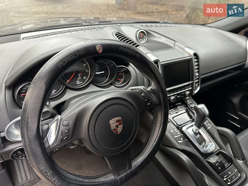 Внедорожник / Кроссовер Porsche Cayenne 2013 в Кривом Роге фото 21 Внедорожник / Кроссовер Porsche Cayenne 2013 в Кривом Роге