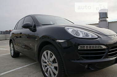 Внедорожник / Кроссовер Porsche Cayenne 2012 в Киеве