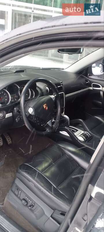 Внедорожник / Кроссовер Porsche Cayenne 2005 в Киеве