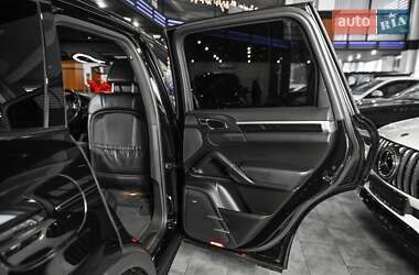 Внедорожник / Кроссовер Porsche Cayenne 2013 в 