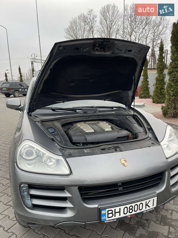 Позашляховик / Кросовер Porsche Cayenne 2009 в Одесі
