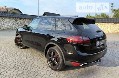 Внедорожник / Кроссовер Porsche Cayenne 2013 в Львове