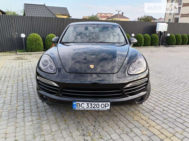 Внедорожник / Кроссовер Porsche Cayenne 2013 в Львове