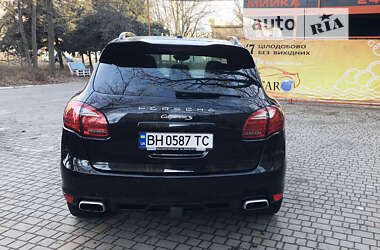 Внедорожник / Кроссовер Porsche Cayenne 2011 в Одессе