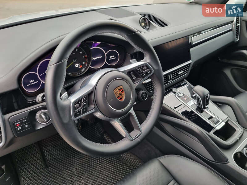 Позашляховик / Кросовер Porsche Cayenne 2022 в Тернополі