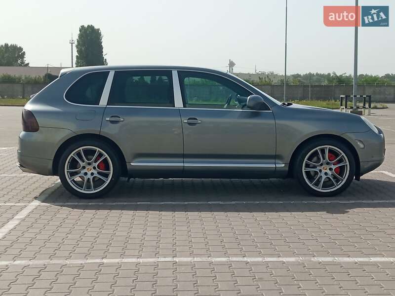 Внедорожник / Кроссовер Porsche Cayenne 2003 в Киеве