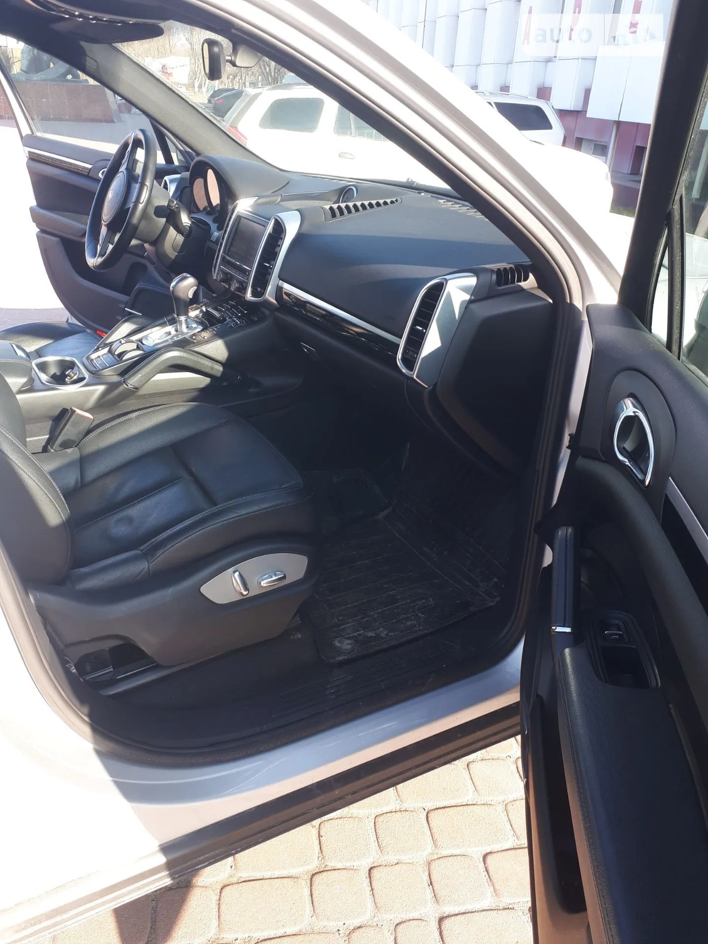 2012 Porsche Cayenne - мініатюра 6