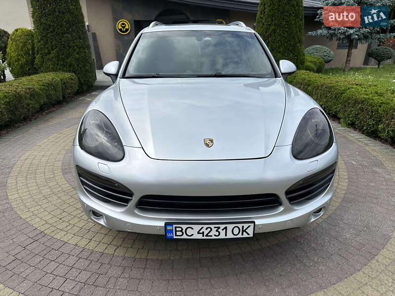 Внедорожник / Кроссовер Porsche Cayenne 2010 в Львове