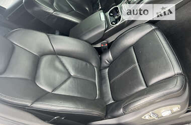 Внедорожник / Кроссовер Porsche Cayenne 2013 в 
