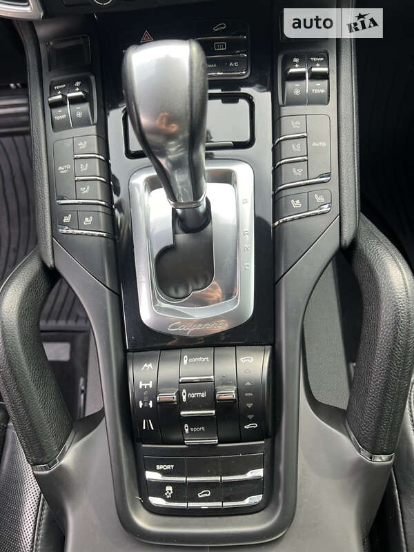 Позашляховик / Кросовер Porsche Cayenne 2013 в Дніпрі