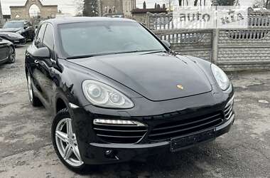 Внедорожник / Кроссовер Porsche Cayenne 2012 в Тернополе