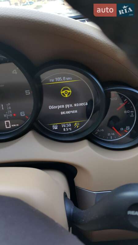 Позашляховик / Кросовер Porsche Cayenne 2010 в Черкасах