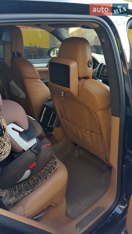 Позашляховик / Кросовер Porsche Cayenne 2010 в Черкасах