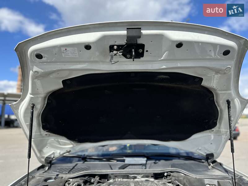 Внедорожник / Кроссовер Porsche Cayenne 2016 в Львове фото 33 Внедорожник / Кроссовер Porsche Cayenne 2016 в Львове