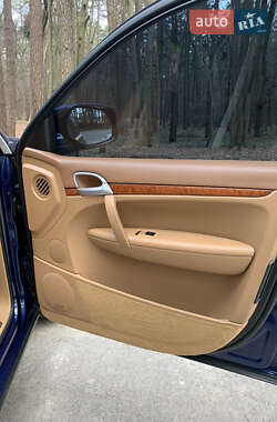 Внедорожник / Кроссовер Porsche Cayenne 2008 в 