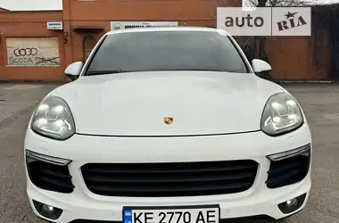 Porsche Cayenne 2016