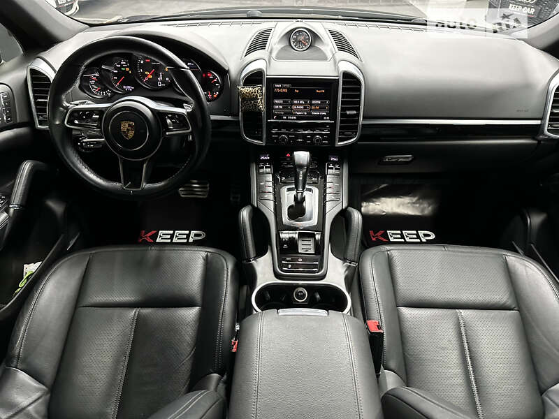 Позашляховик / Кросовер Porsche Cayenne 2014 в Одесі