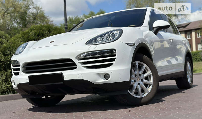 Позашляховик / Кросовер Porsche Cayenne 2012 в Дніпрі