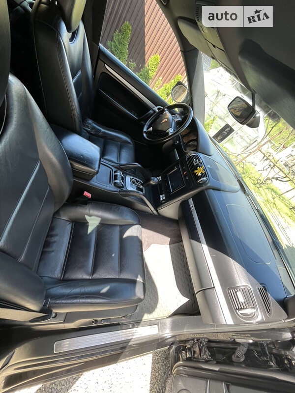 Позашляховик / Кросовер Porsche Cayenne 2010 в Тячеві