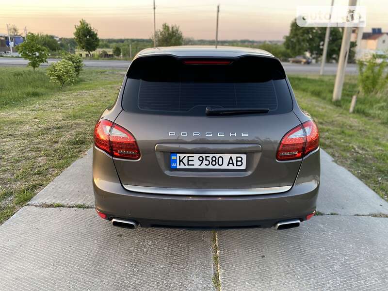 Позашляховик / Кросовер Porsche Cayenne 2012 в Павлограді