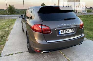 Позашляховик / Кросовер Porsche Cayenne 2012 в Павлограді