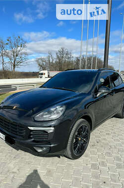 Внедорожник / Кроссовер Porsche Cayenne 2015 в Василькове