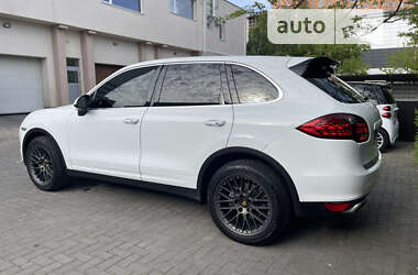 Внедорожник / Кроссовер Porsche Cayenne 2013 в Одессе