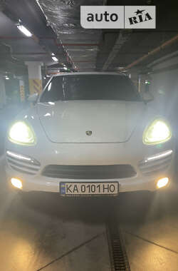 Внедорожник / Кроссовер Porsche Cayenne 2013 в Одессе