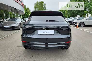 Внедорожник / Кроссовер Porsche Cayenne 2019 в Днепре