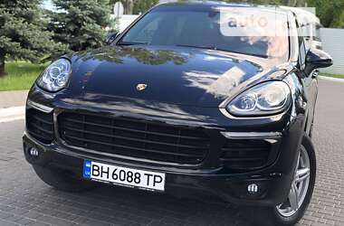 Внедорожник / Кроссовер Porsche Cayenne 2015 в Одессе