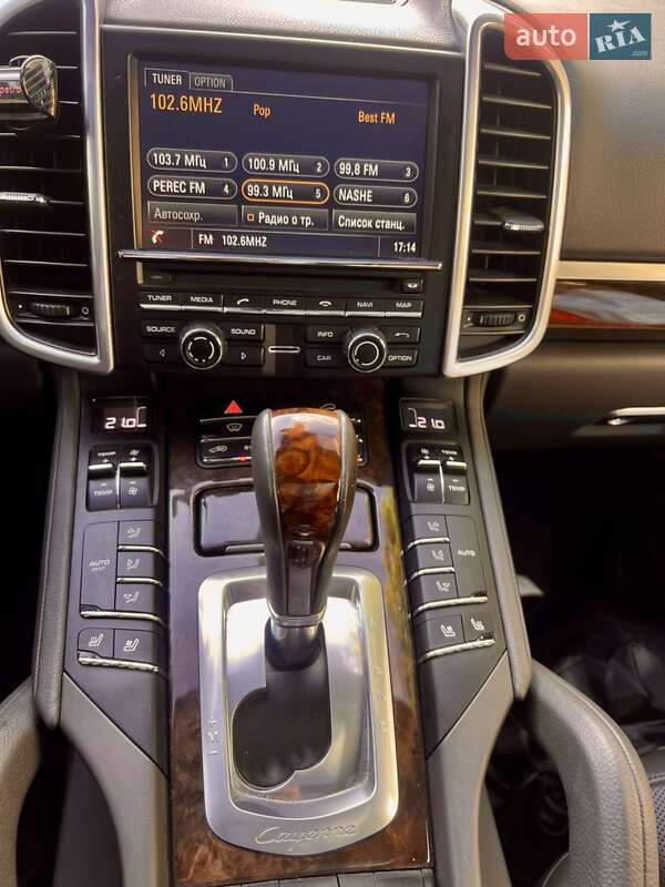 Позашляховик / Кросовер Porsche Cayenne 2016 в Вінниці