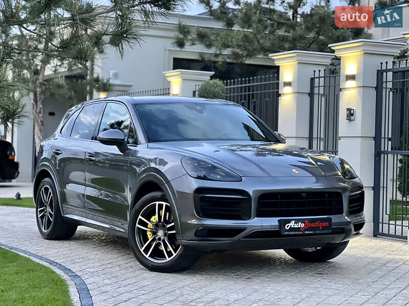 Позашляховик / Кросовер Porsche Cayenne 2018 в Одесі