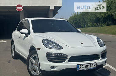 Позашляховик / Кросовер Porsche Cayenne 2013 в Києві