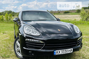 Позашляховик / Кросовер Porsche Cayenne 2014 в Харкові