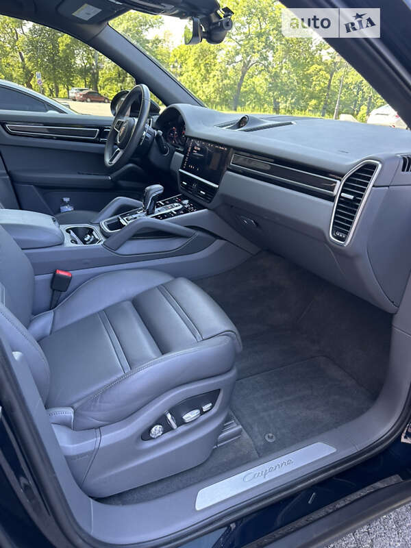 Позашляховик / Кросовер Porsche Cayenne 2020 в Одесі