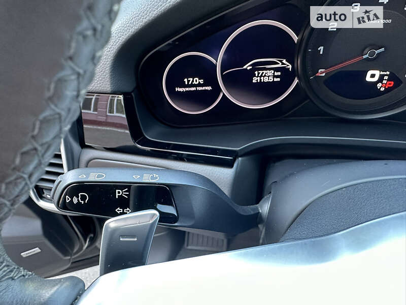 Позашляховик / Кросовер Porsche Cayenne 2020 в Одесі