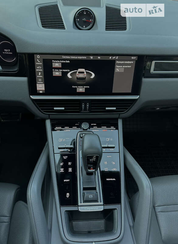 Позашляховик / Кросовер Porsche Cayenne 2020 в Одесі