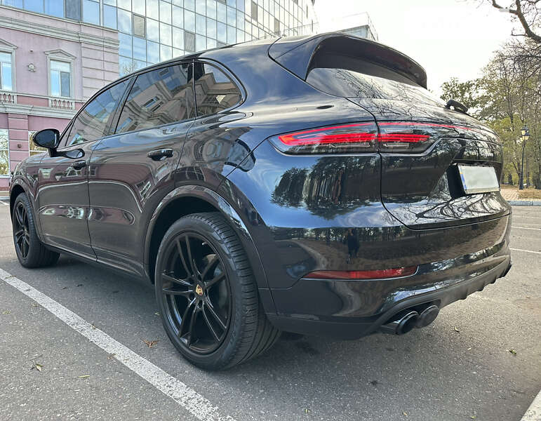 Porsche Cayenne 2020