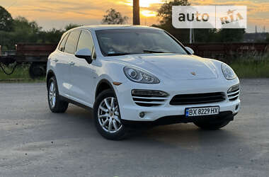 Позашляховик / Кросовер Porsche Cayenne 2013 в Луцьку