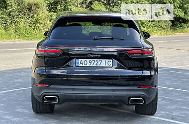 Внедорожник / Кроссовер Porsche Cayenne 2018 в 