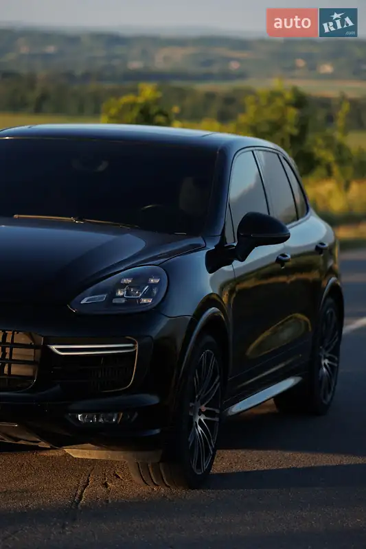 Porsche Cayenne 2015 VIN WP1AD2A20GLA78516 фото оголошення 4 з 56