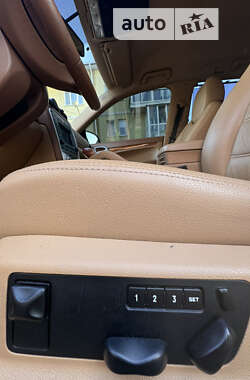 Внедорожник / Кроссовер Porsche Cayenne 2005 в 