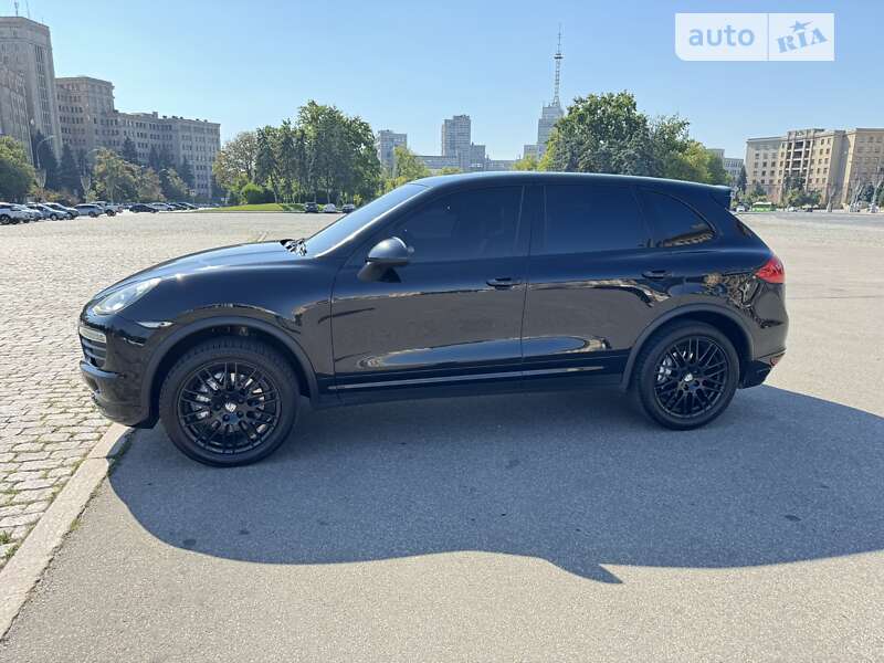 Porsche Cayenne 2011