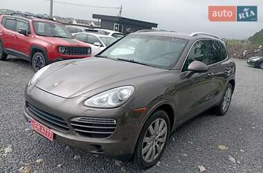 Внедорожник / Кроссовер Porsche Cayenne 2014 в Ровно