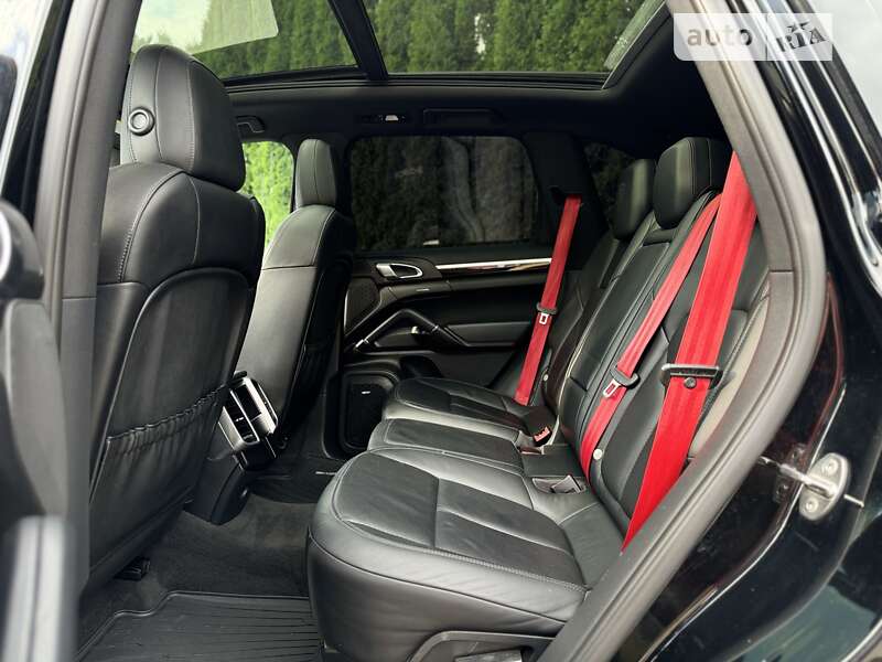 Позашляховик / Кросовер Porsche Cayenne 2014 в Тернополі фото 23 Позашляховик / Кросовер Porsche Cayenne 2014 в Тернополі